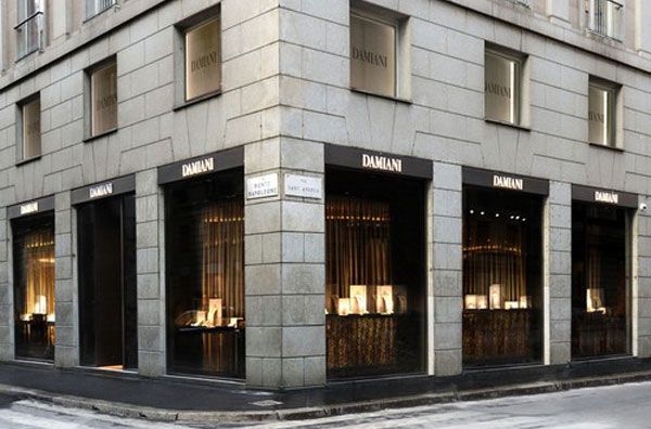 web-2004-damiani-milano-with-apcv1D7852F5-9633-A4FE-9169-84F5DD54F5F4.jpg